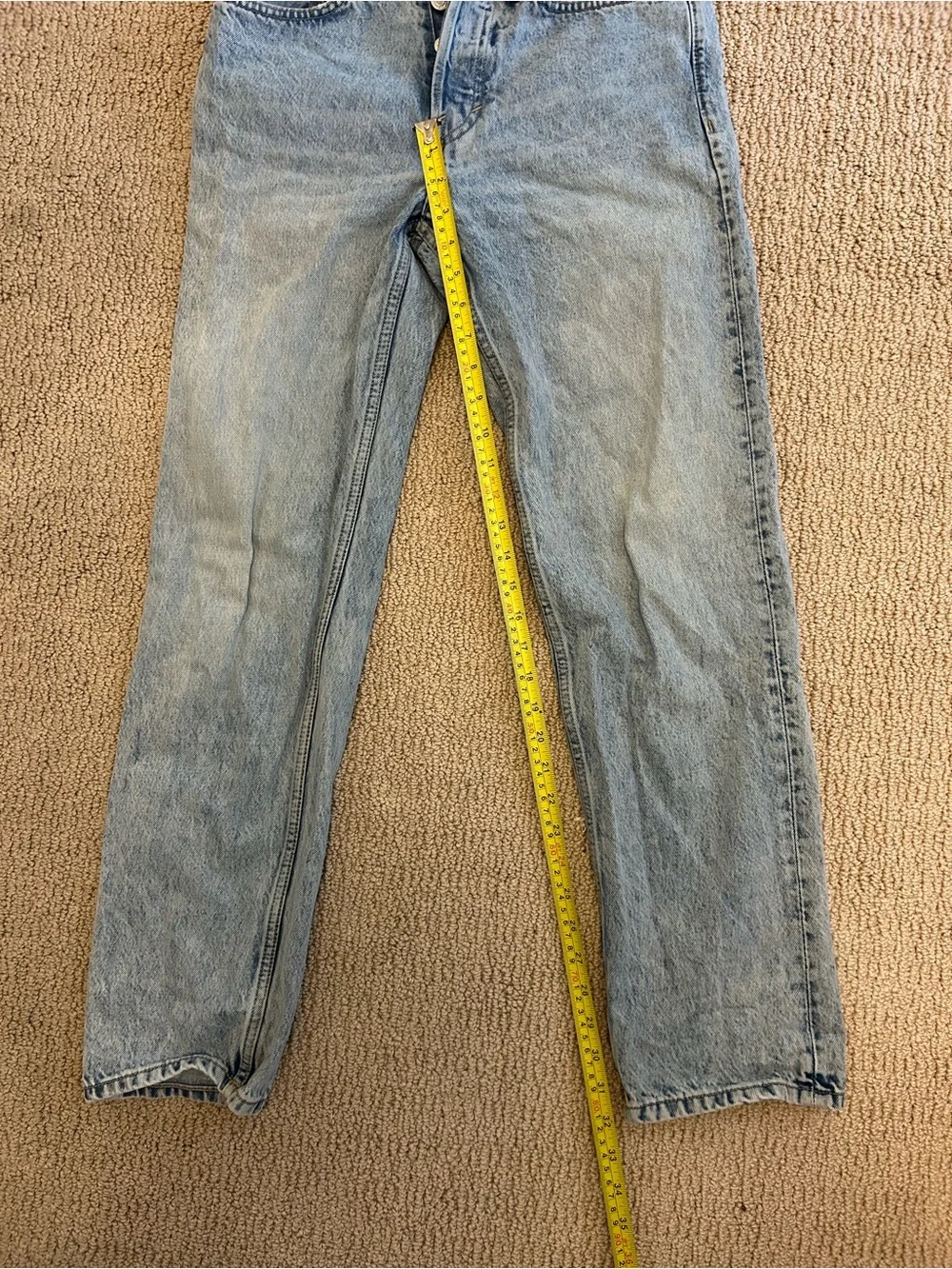 H&M Relaxed Fit Jeans – Light Wash 29/32 - Picture 5 of 5